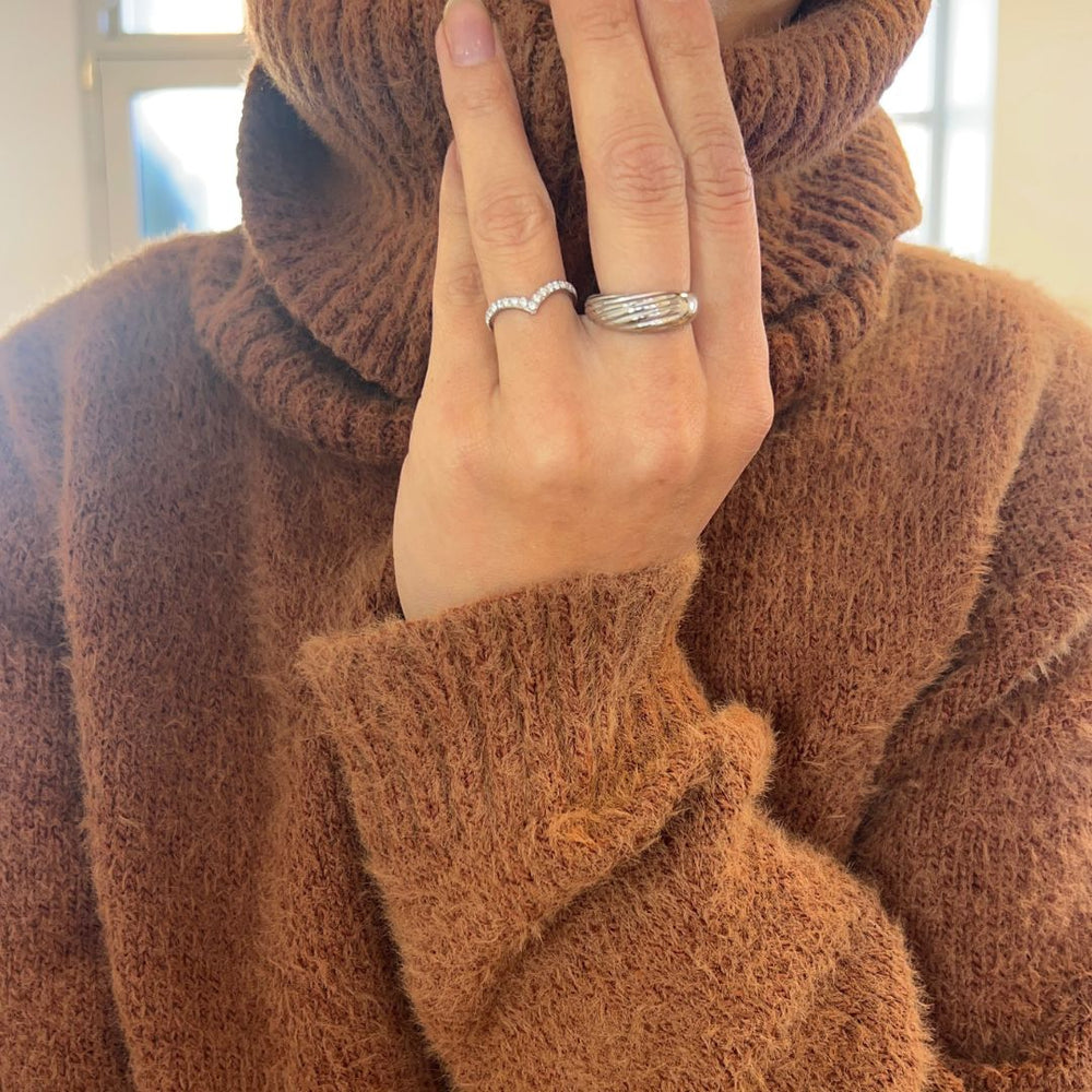 Chunky Dome Ring i sølvfarvet rustfrit stål.