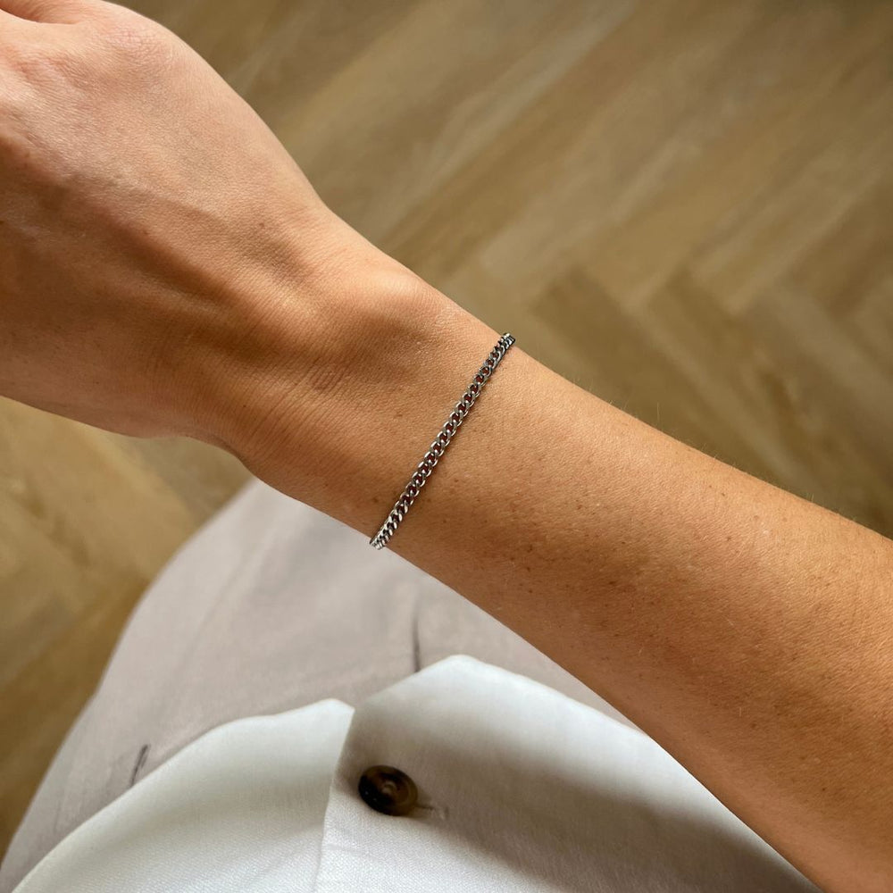 Panser Facet Armbånd i sølvfarvet rustfrit stål.