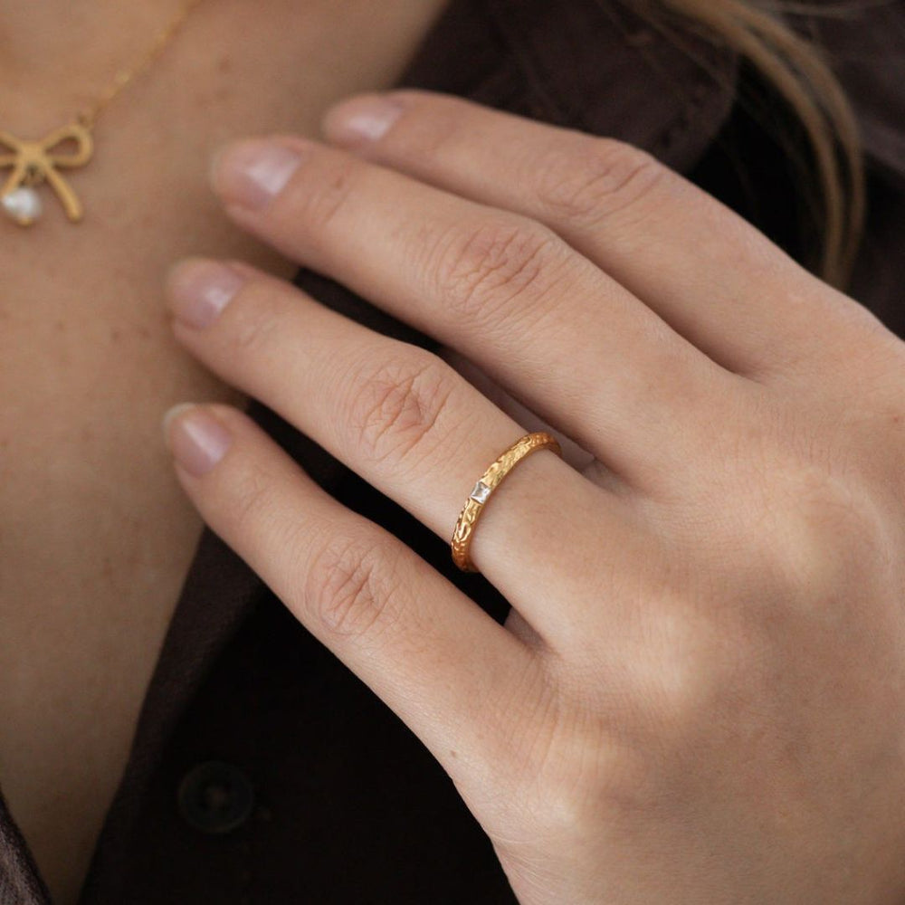 Ocean Ring i 18K guldbelagt rustfrit stål.